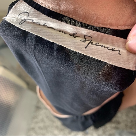 𝅺graham Spencer sheer Black Pink Blouse Baseball long sleeve Back buttons Sz M - Picture 10 of 11